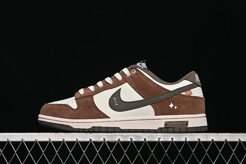 All categories Nk SB Dunk Series Nk SB Dunk Low High-end customized low-top sneakers Nike SB Dunk Low joint white coffee high-end customized low-top casual sneakers GW0620-112